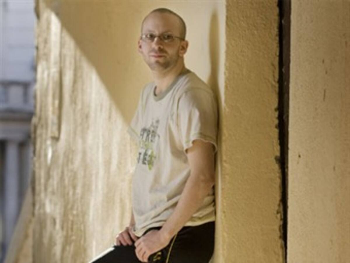 El primer transexual embarazado de gemelos desearía que fueran varones