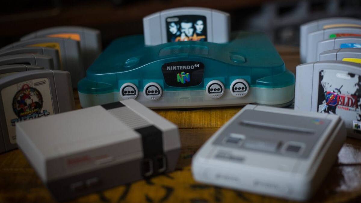 Este youtuber construyó la Nintendo 64 "más pequeña del mundo"