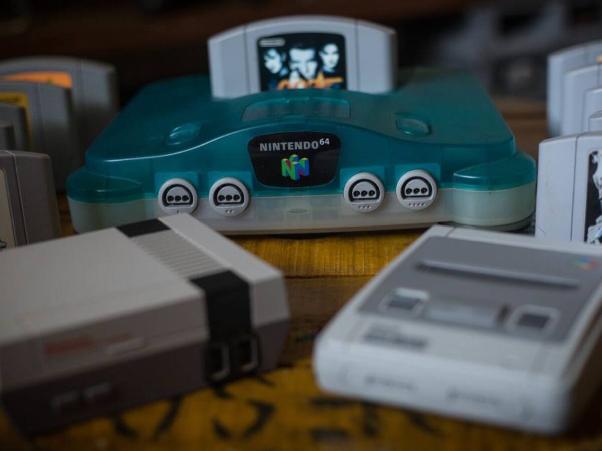 Este youtuber construyó la Nintendo 64 "más pequeña del mundo"