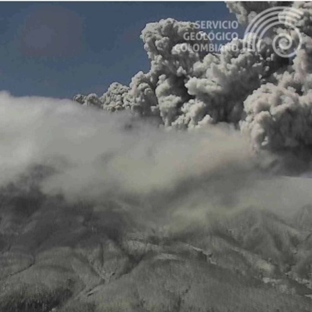 En las últimas 24 horas se registraron cinco emisiones de ceniza en el volcán Puracé del Cauca
