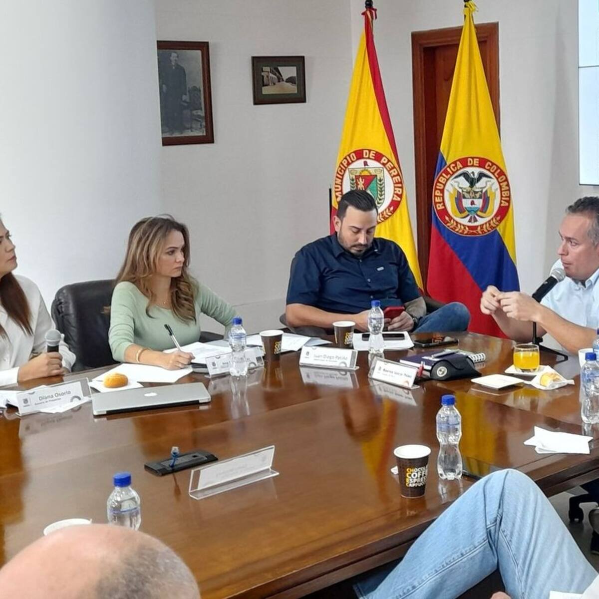 Gobernador de Risaralda y alcaldes de Pereira y Dosquebradas, no se acogieron al día cívico