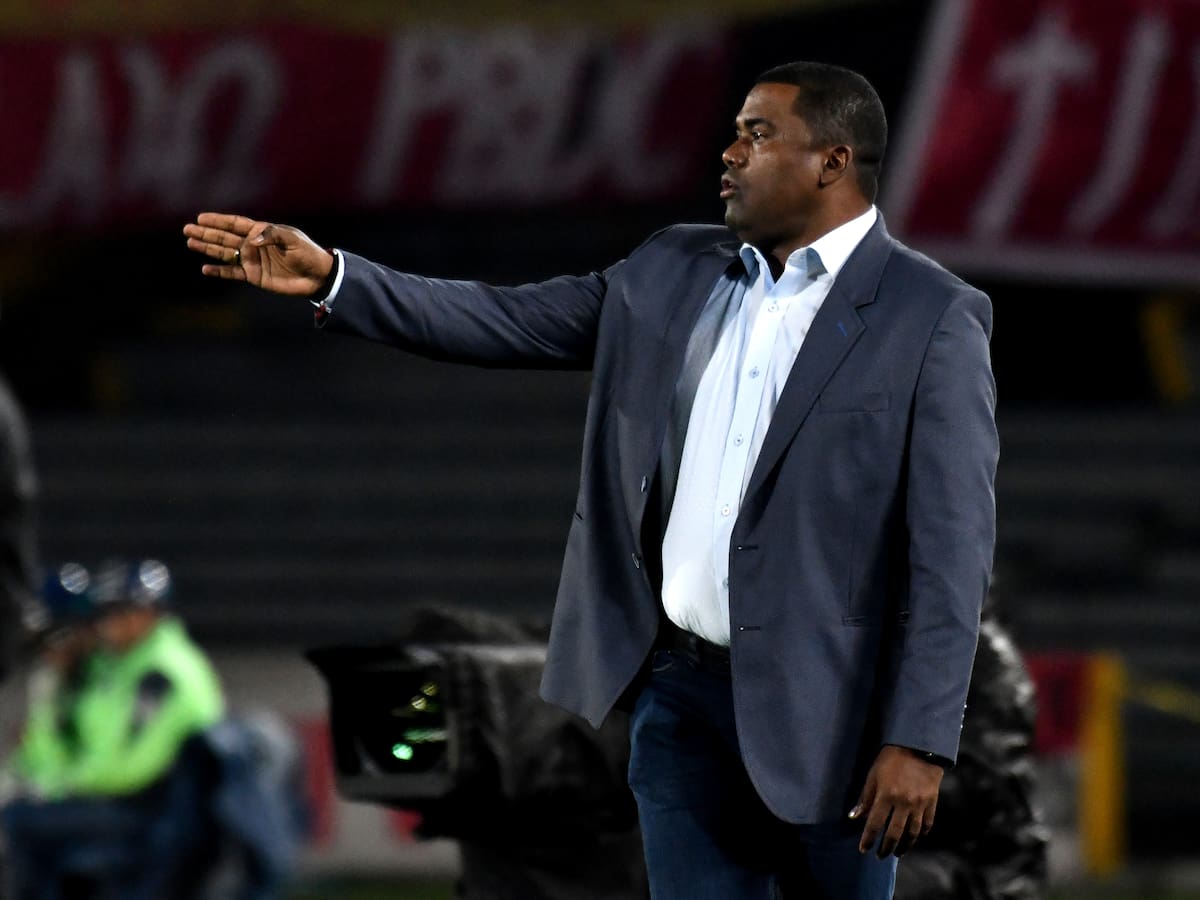 Quinto técnico que pierde su puesto en la Liga Colombiana