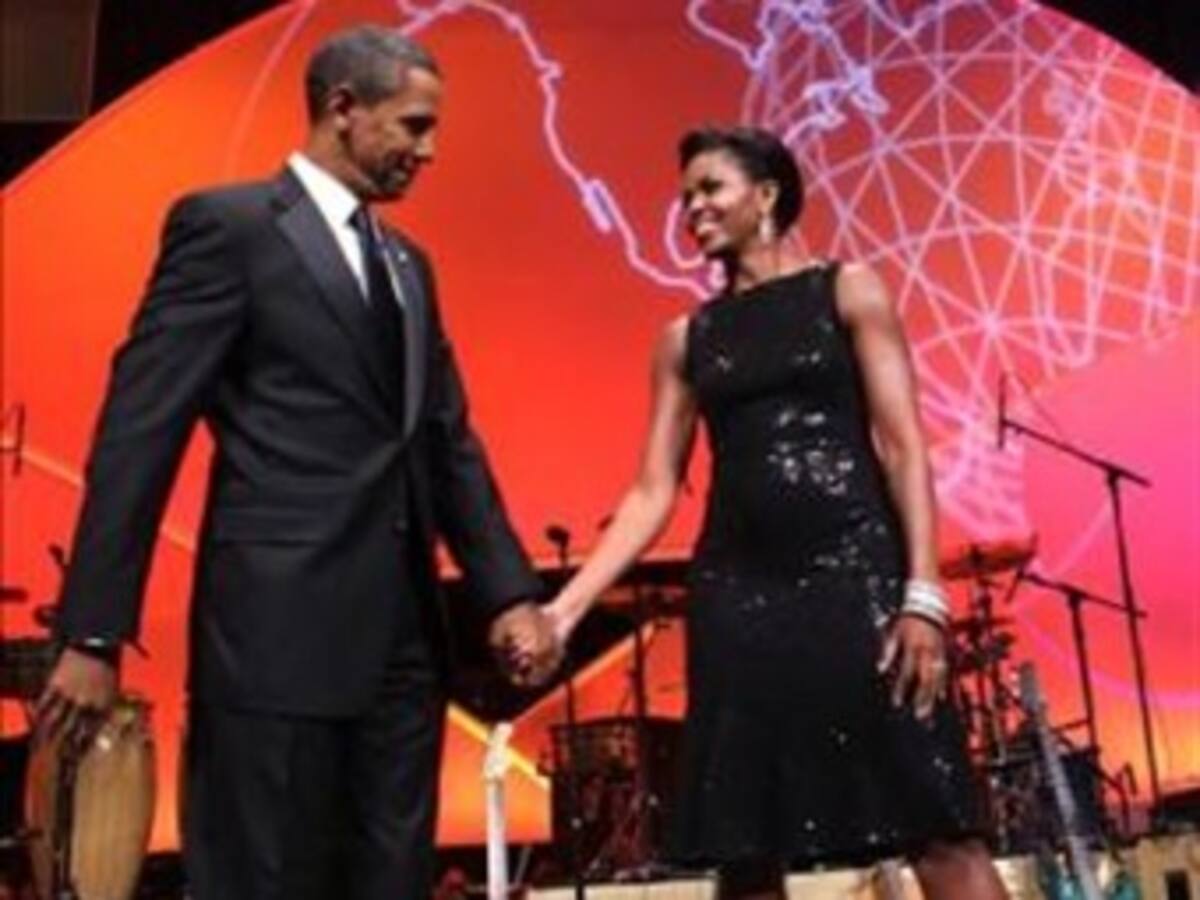 Cena romántica para los Obama en su 17 aniversario de boda