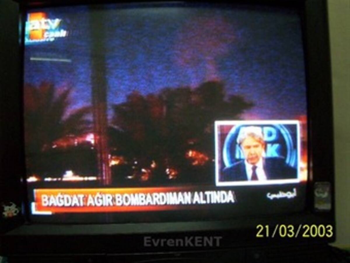 Bombardeo informativo en Irak