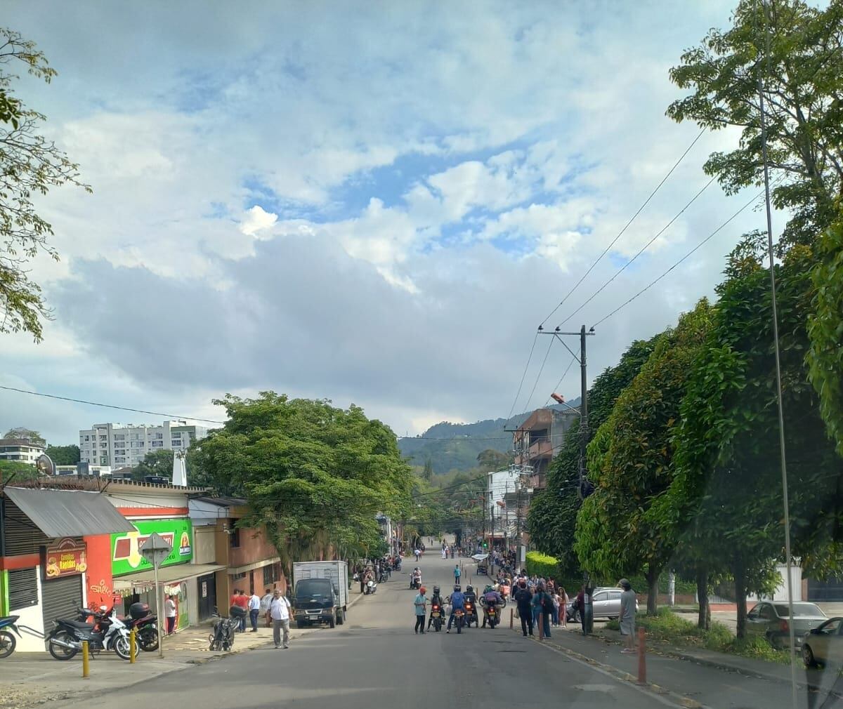 Disturbios se han generado a las afueras de la universidad del Tolima.