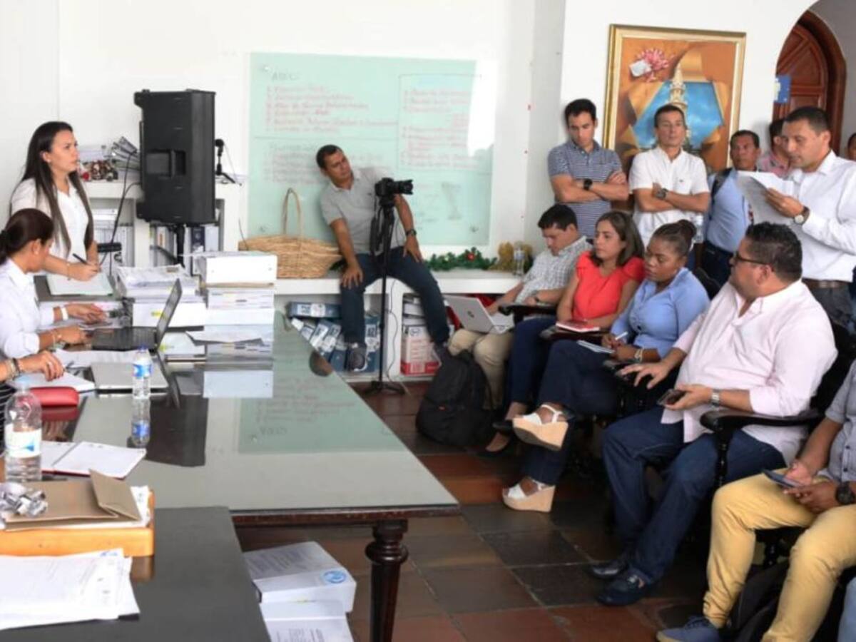 Adjudicado contrato para vigilancia de colegios oficiales de Cartagena
