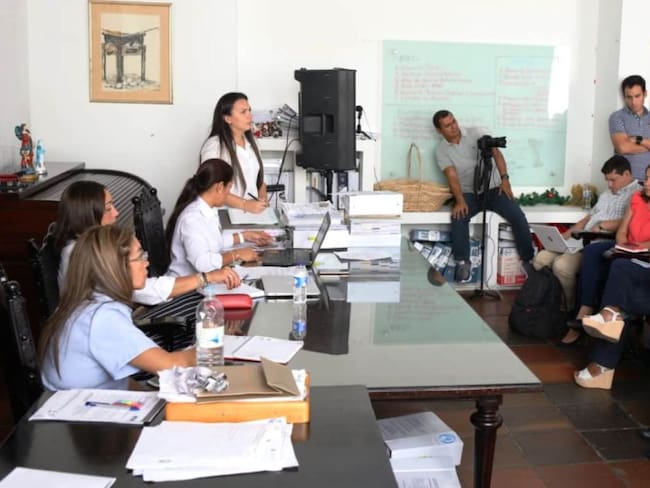 Adjudicado contrato para vigilancia de colegios oficiales de Cartagena