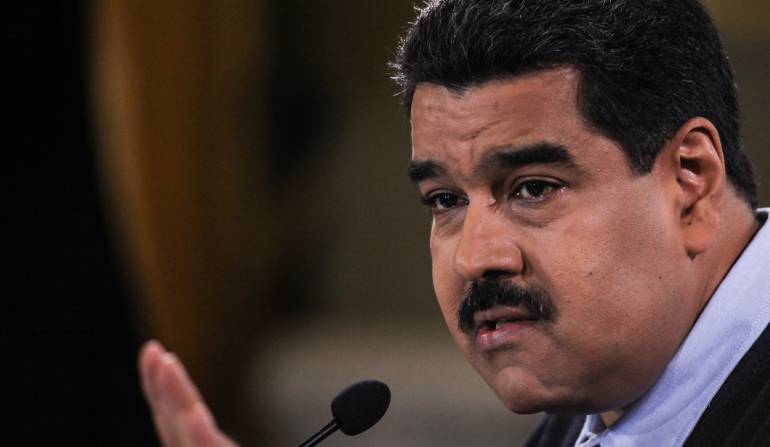 Nicolas maduro insulta a Santos