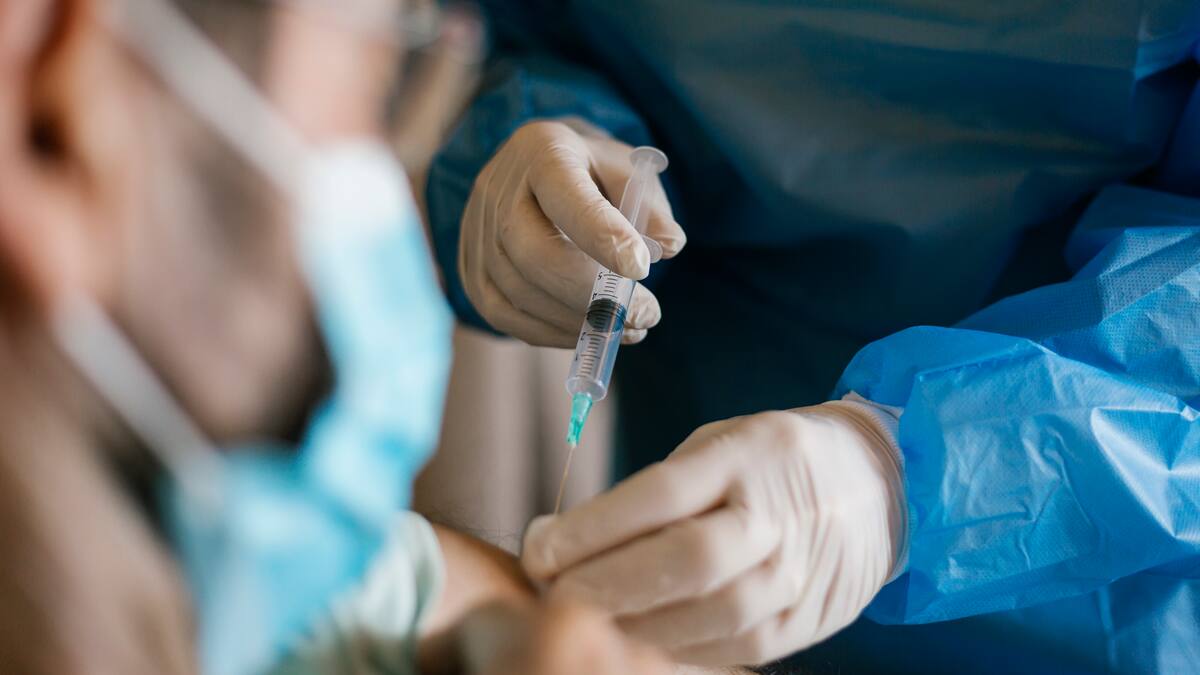 ¿Qué avances ha logrado la ciencia con las vacunas contra el VIH y el cáncer en medio de la pandemia?