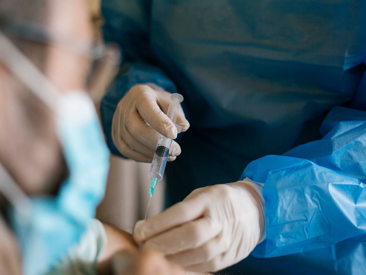 ¿Qué avances ha logrado la ciencia con las vacunas contra el VIH y el cáncer en medio de la pandemia?