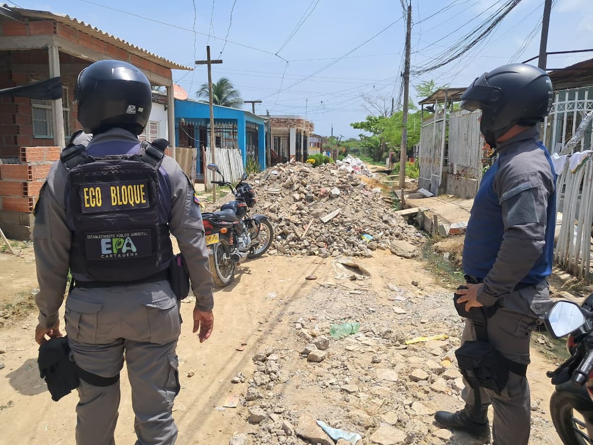 Guardia Ambiental alerta que escombros de Olaya Herrera contaminan Ciénaga de la Virgen