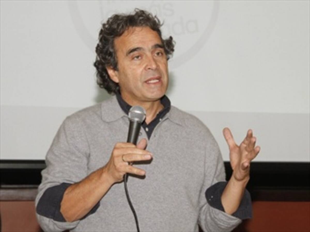 Cese bilateral es el punto para no repetición del conflicto: Sergio Fajardo