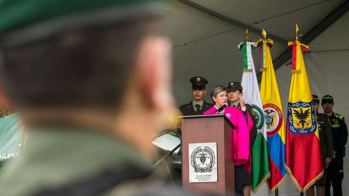 Claudia López: “Llevamos 9 meses de decisiones erráticas frente a grupos criminales”