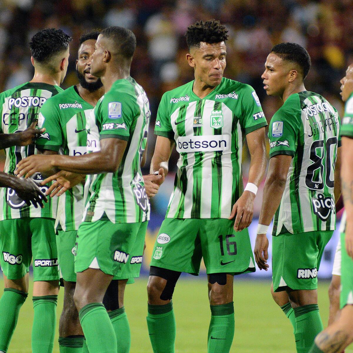 Nacional ya piensa en la Libertadores: las 2 figuras internacionales que podrían llegar al equipo