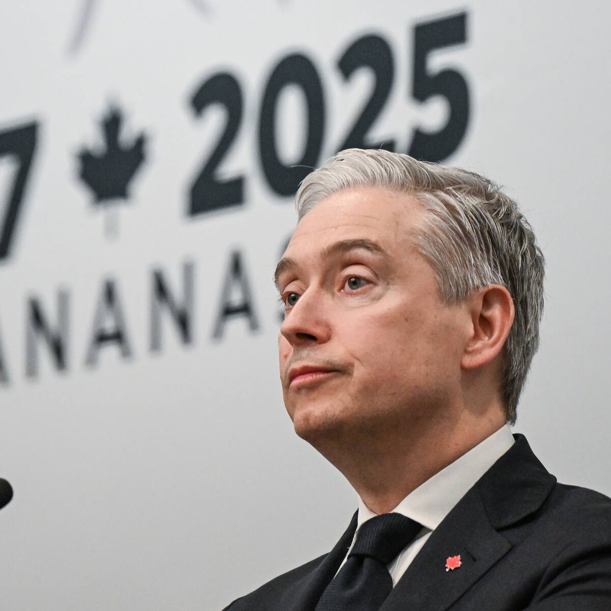 Canadá impondrá aranceles en un rango de 15% a 50% a productos estadounidenses
