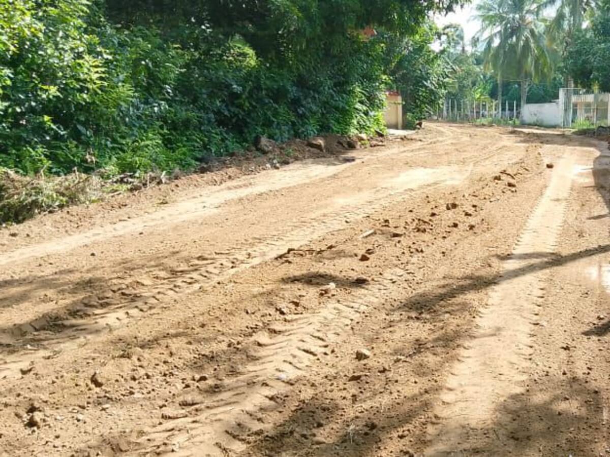 Arrancan obras de mantenimiento de vía hacia el corregimiento de El Hobo, en Santa Catalina