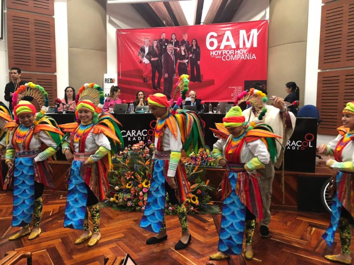 El gobernador de Nariño, el alcalde de Pasto y otras personalidades desfilan durante este programa especial, a través de las estaciones de Caracol Radio en Colombia y por los medios digitales de la Primera Cadena Radial Colombiana. Síganos y escúchenos.