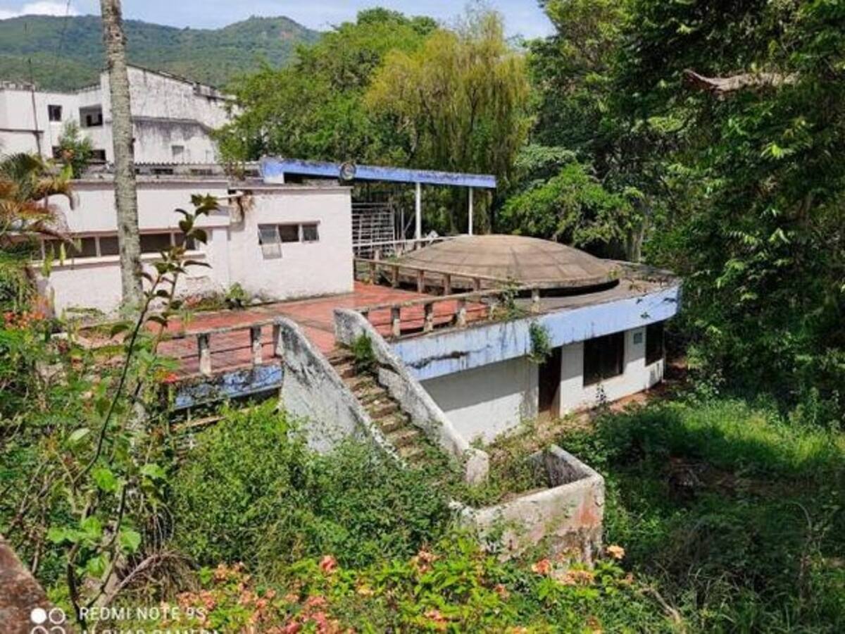 Hotel Bella Isla en vilo por voluntad política en la Asamblea