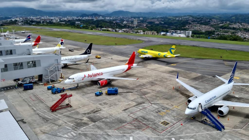 Oficial Aeropuerto Internacional Matecaña