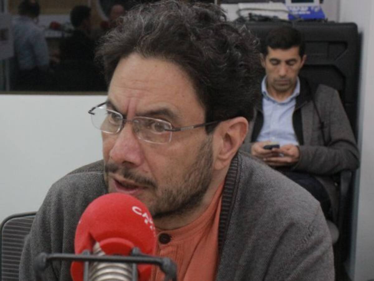 Senador Cepeda pide que acuerdo político no se circunscriba solo a JEP