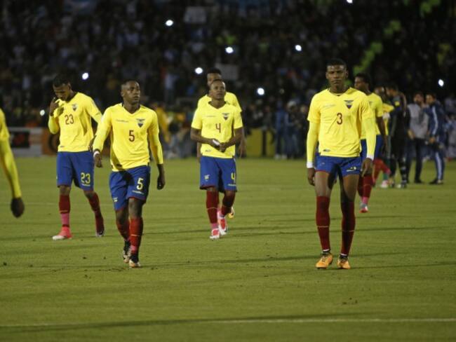Cinco jugadores de la Selección de Ecuador sancionados por indisciplina