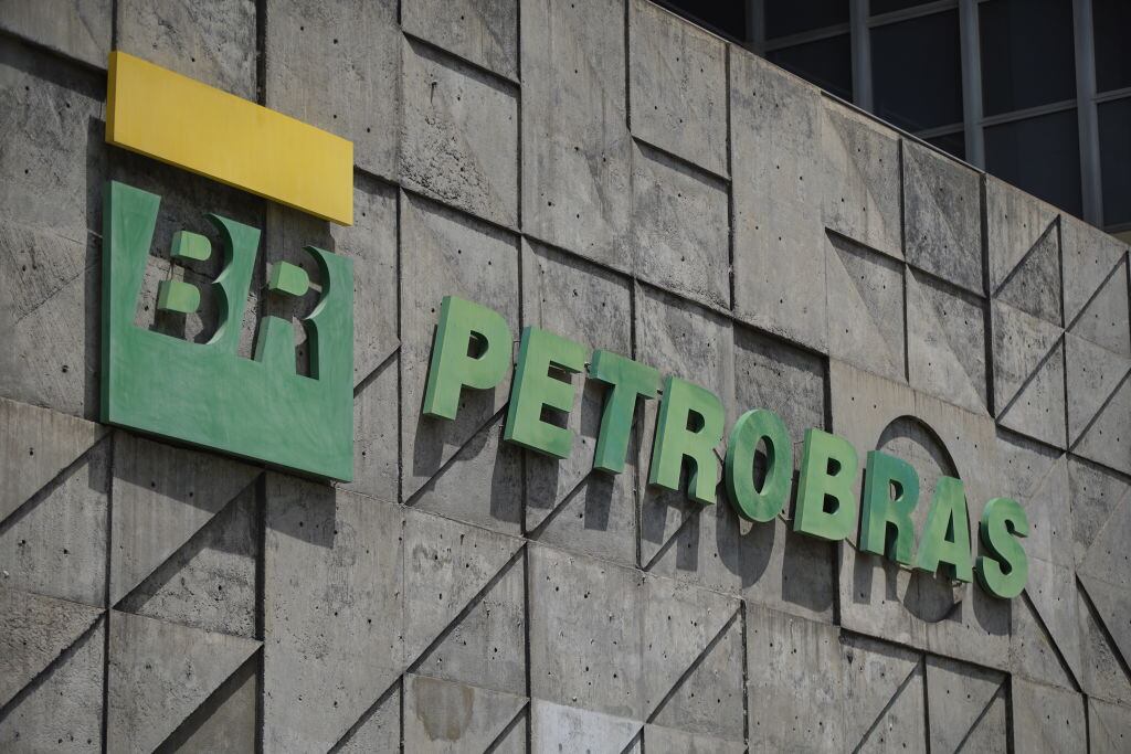 RIO DE JANEIRO, BRAZIL - OCTOBER 15: Petrobras logo outside headquarters building in downtown Rio de Janeiro on October 15, 2021 in Rio de Janeiro, Brazil. President Jair Bolsonaro said on a radio interview on Thursday that he analyses to privatize state-controlled oil company Petrobras that is under pressure to lower fuel prices. On Wednesday, Economy Minister Paulo Guedes had suggested the government could sell part of its controlling stakes within a decade to fund welfare programs. (Photo by Wagner Meier/Getty Images)