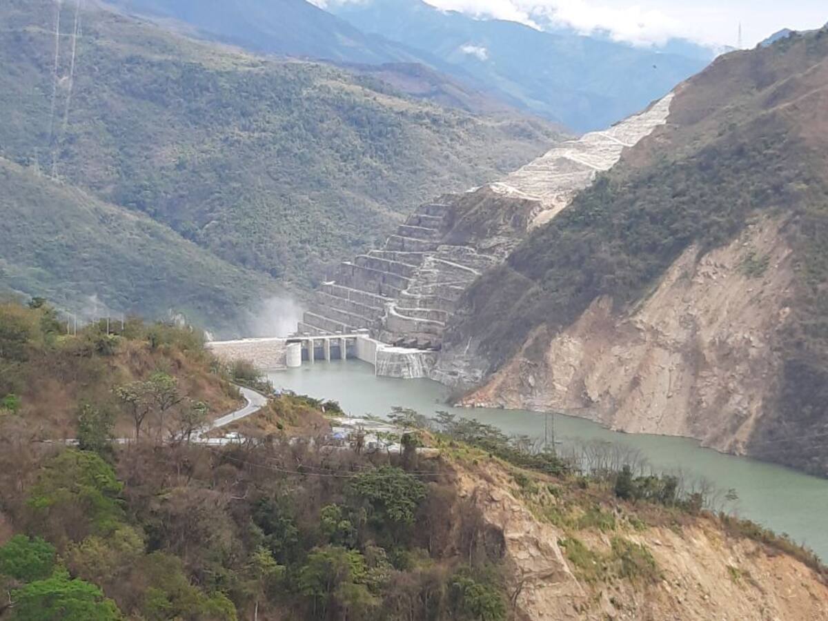 También se aplazan regalías para municipios de influencia de Hidroituango