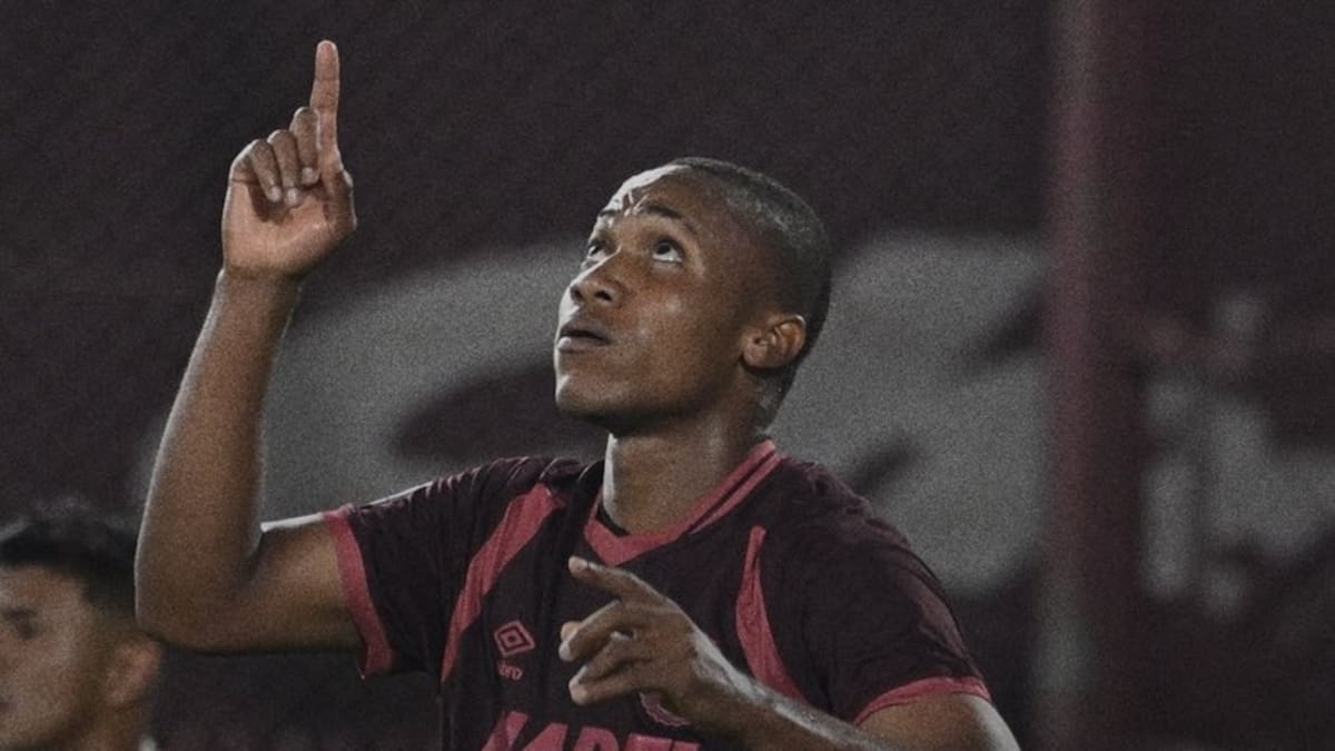 Yoshan Valois marca su primer gol con Lanús: victoria en el clásico ante Banfield