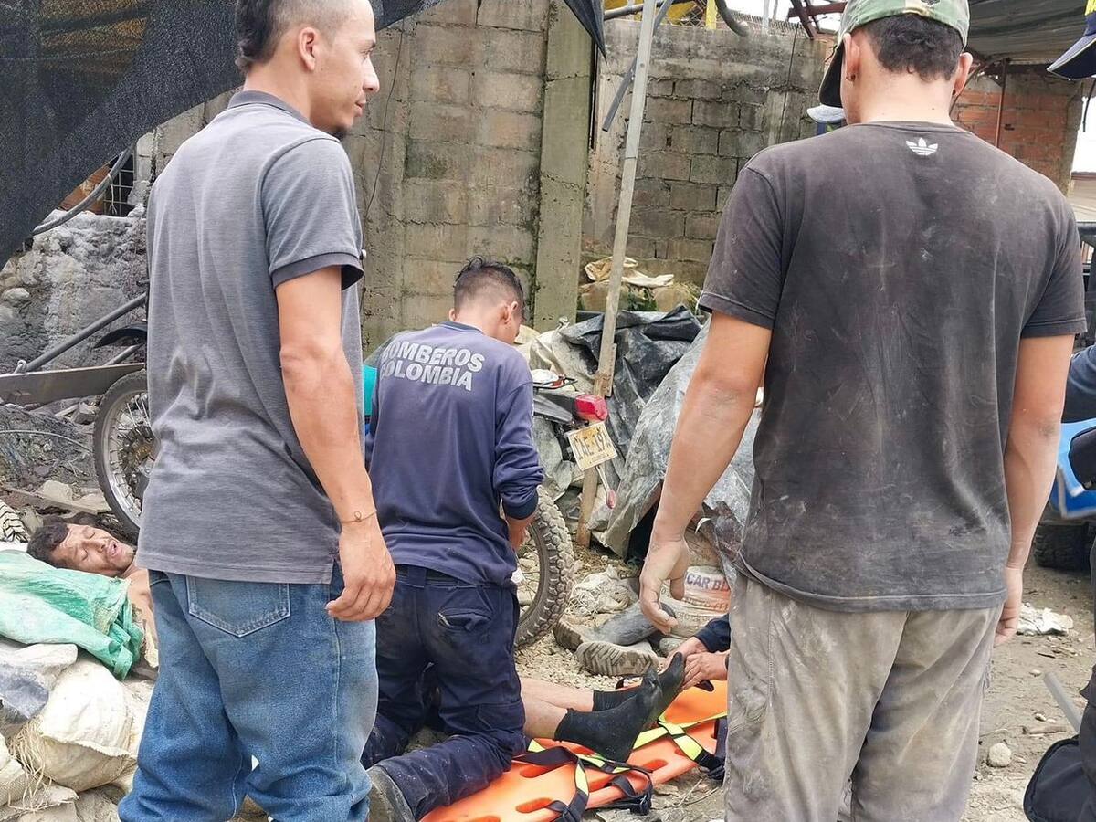 Con graves heridas resultó un ciudadano que fue arrollado por una volqueta en Marmato