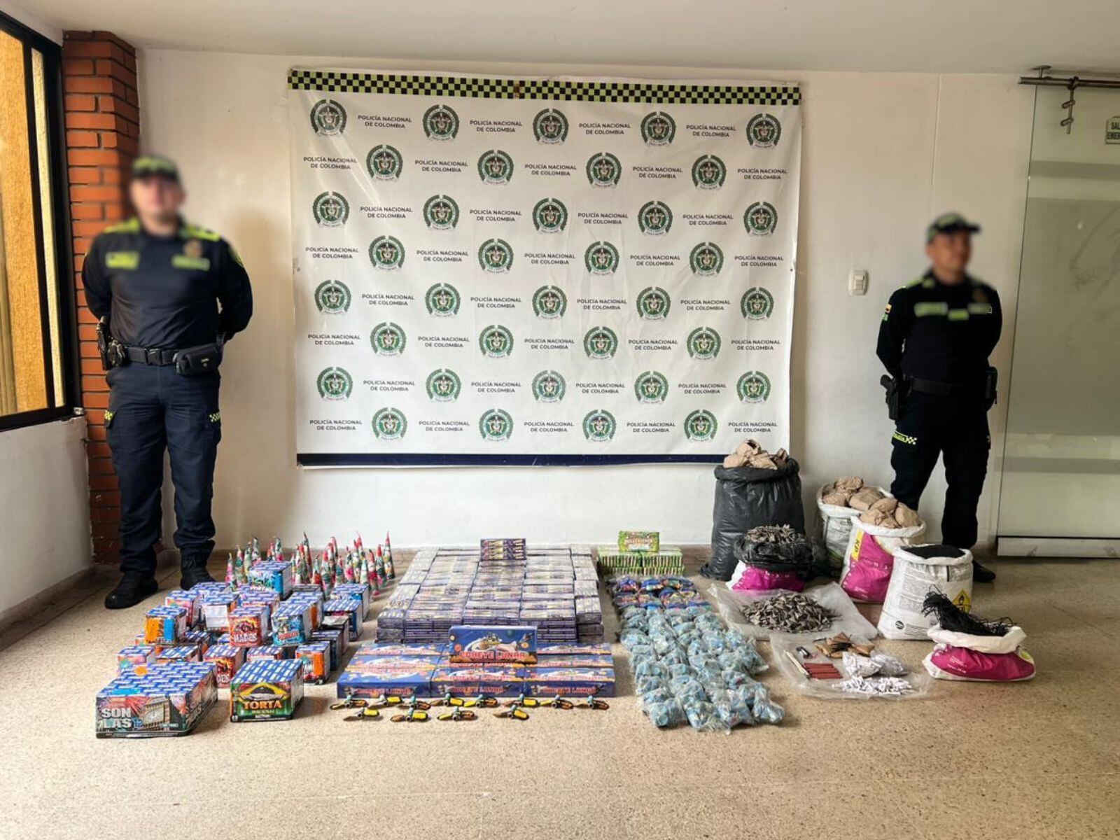 Incautación de pólvora en Dosquebradas (foto: Policía Nacional)