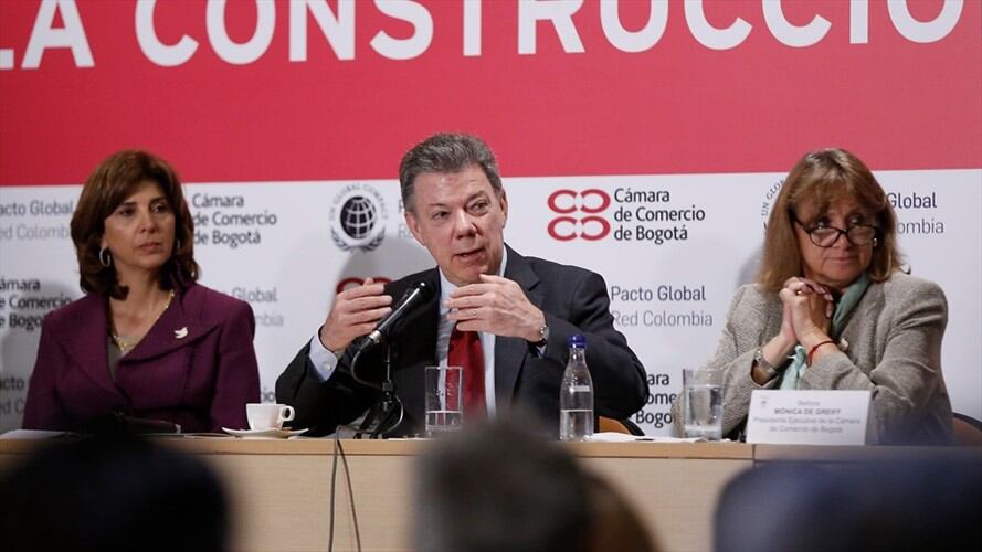 Conversatorio de Juan Manuel Santos, presidente de la República dialoga con los empresarios sobre el rol que cumple el sector privado en la construcción de Paz. Foto: Colprensa - Juan Páez
