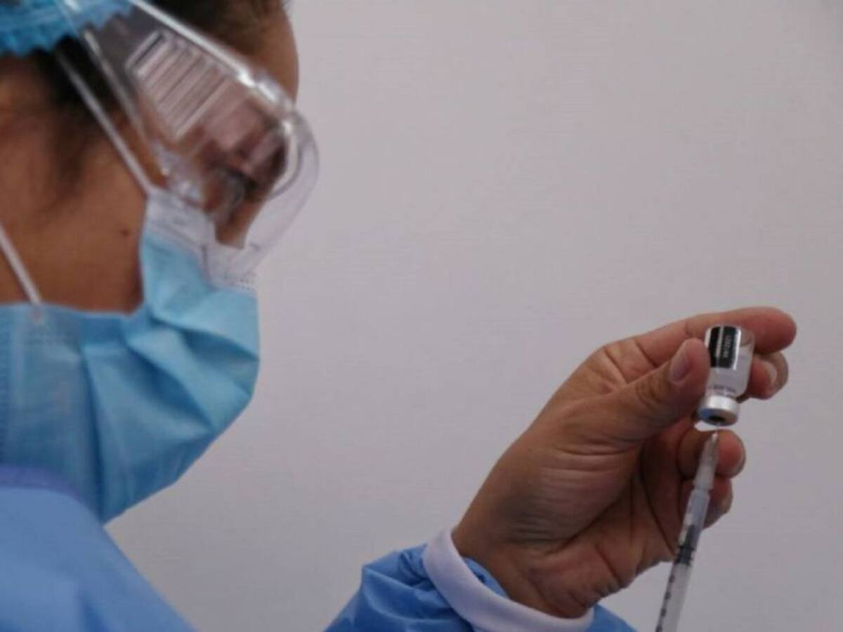 Dadis pidió a IPS reagendar citas para segundas dosis de Sinovac