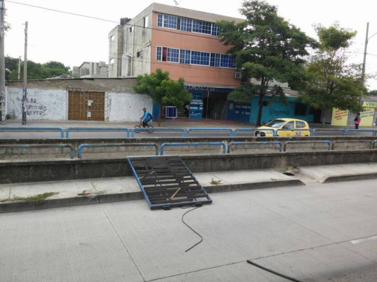 Vandalismo tiene en jaque al Transmetro