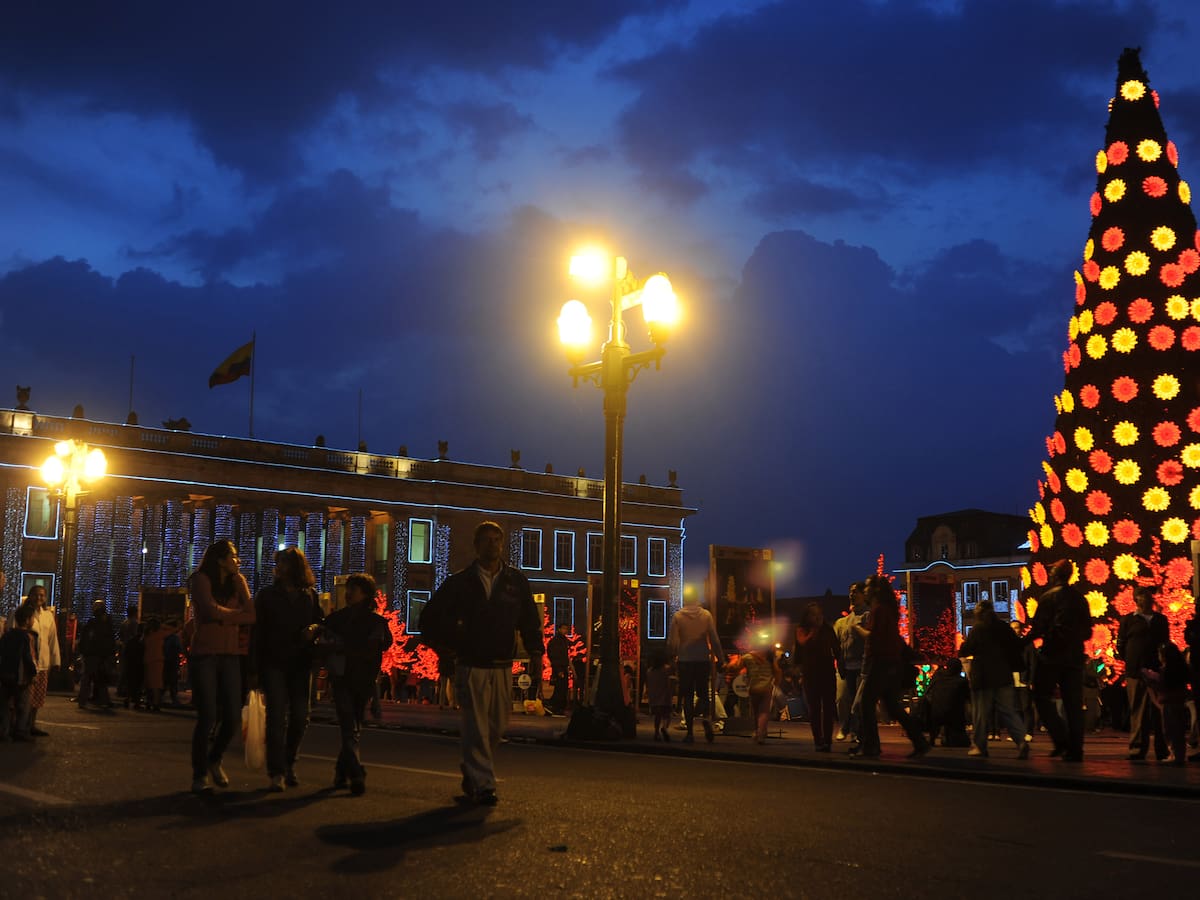 10 mejores planes para hacer esta Navidad en Bogotá: luces en Monserrate, Velitas y más