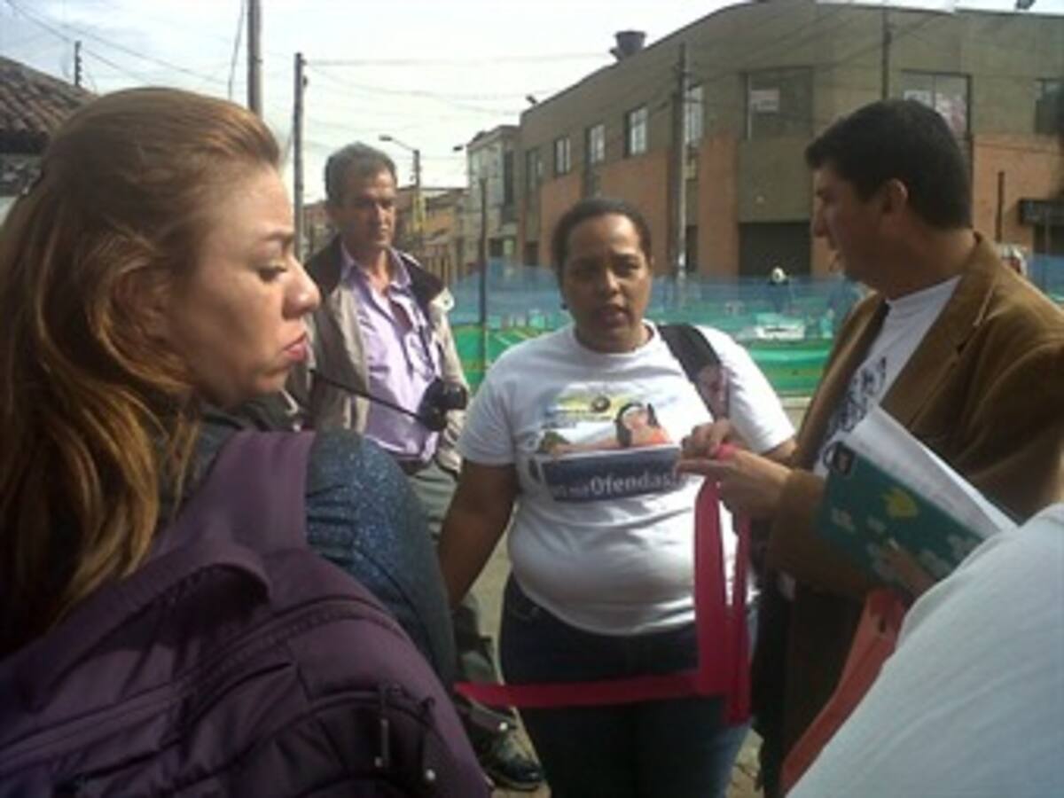 Avanza 'plantón' para exigir la aparición de Erika Daniela Tamayo