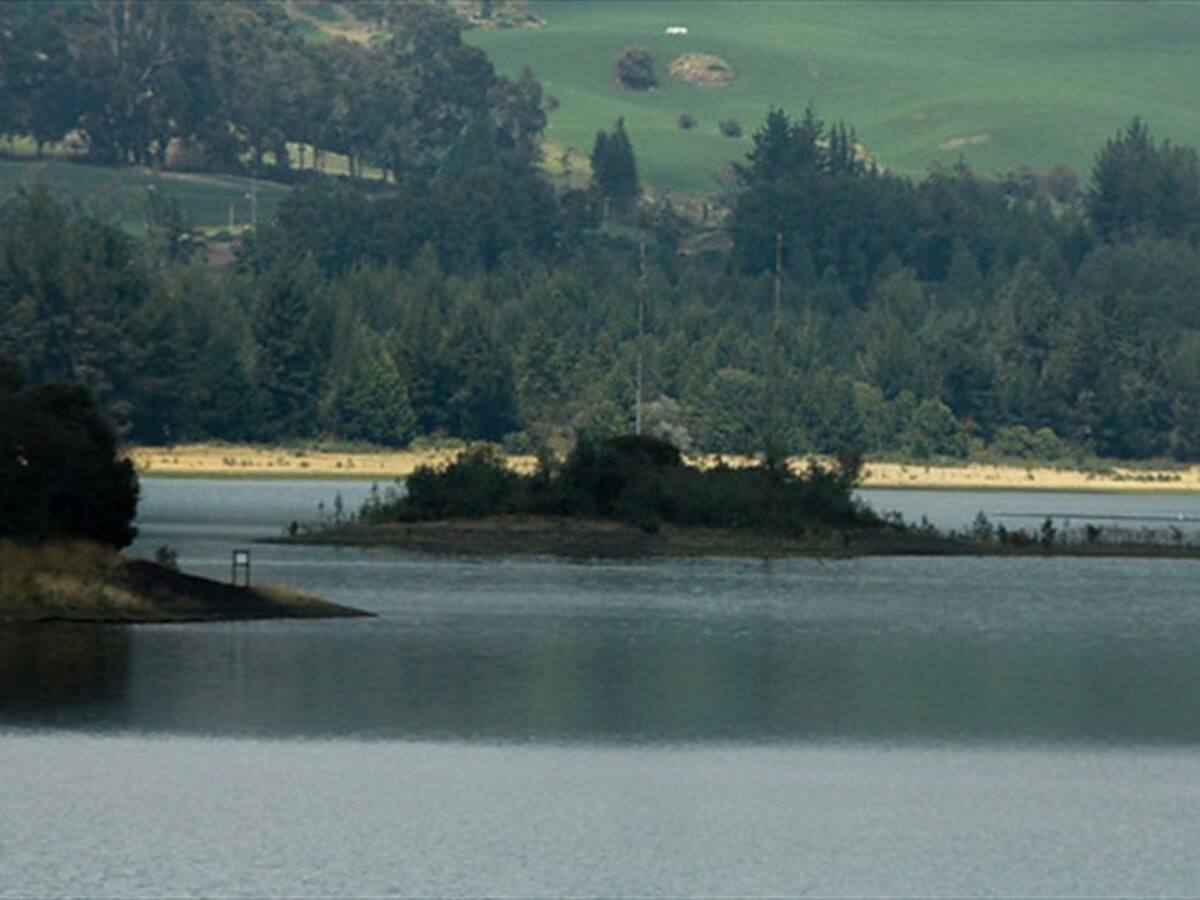 Nivel de los embalses baja al 30 % de su capacidad