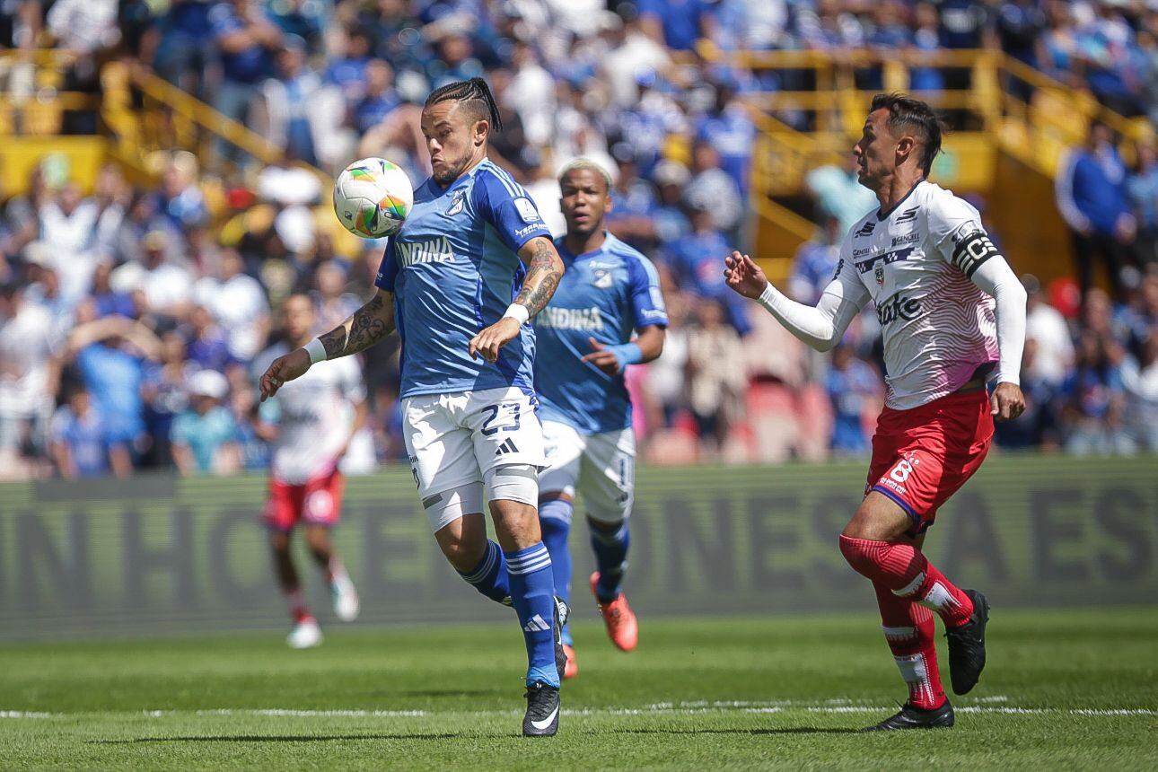 Leonardo Castro durante su juego contra Fortaleza / Colprensa.