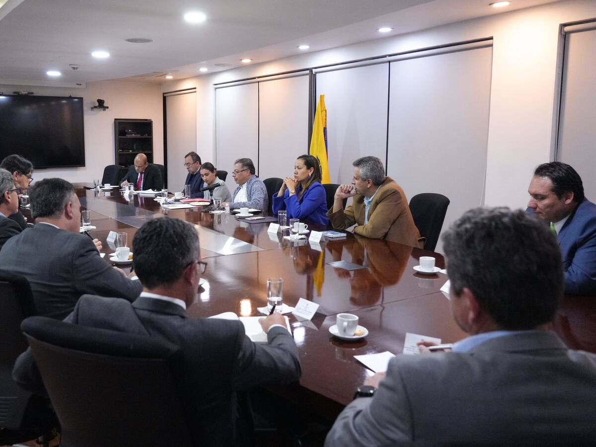 Este fin de semana se ajustan detalles de la reforma a la salud