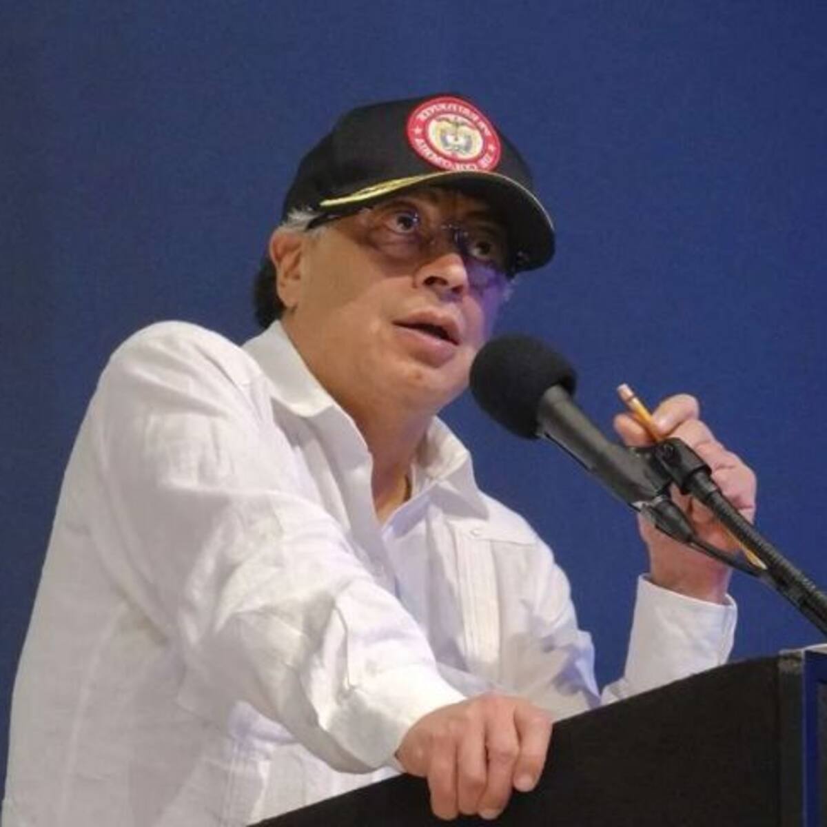 Petro firmó directiva presidencial para promover ayudas a Palestina y revisar contratos con Israel