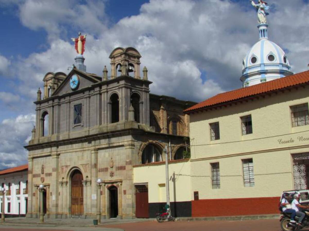 Comunidad del barrio Santa María en Soatá denunció la acumulación de basuras