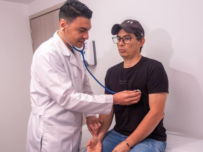 Doctor Luis Eduardo Echeverría, jefe del servicio de Falla y Trasplante Cardíaco del Instituto Cardiovascular