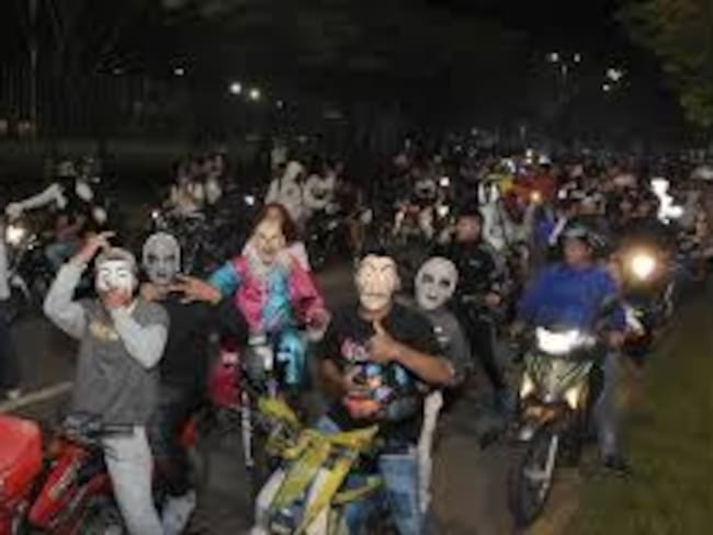 Coronel Luis Fernando Atuesta sobre caravana de motos