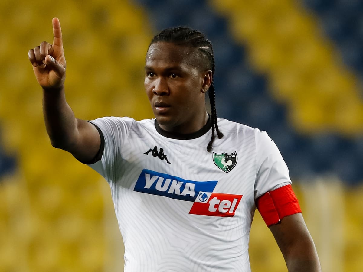 Guimaraes explicó la razón del fichaje frustrado de Hugo Rodallega por el América