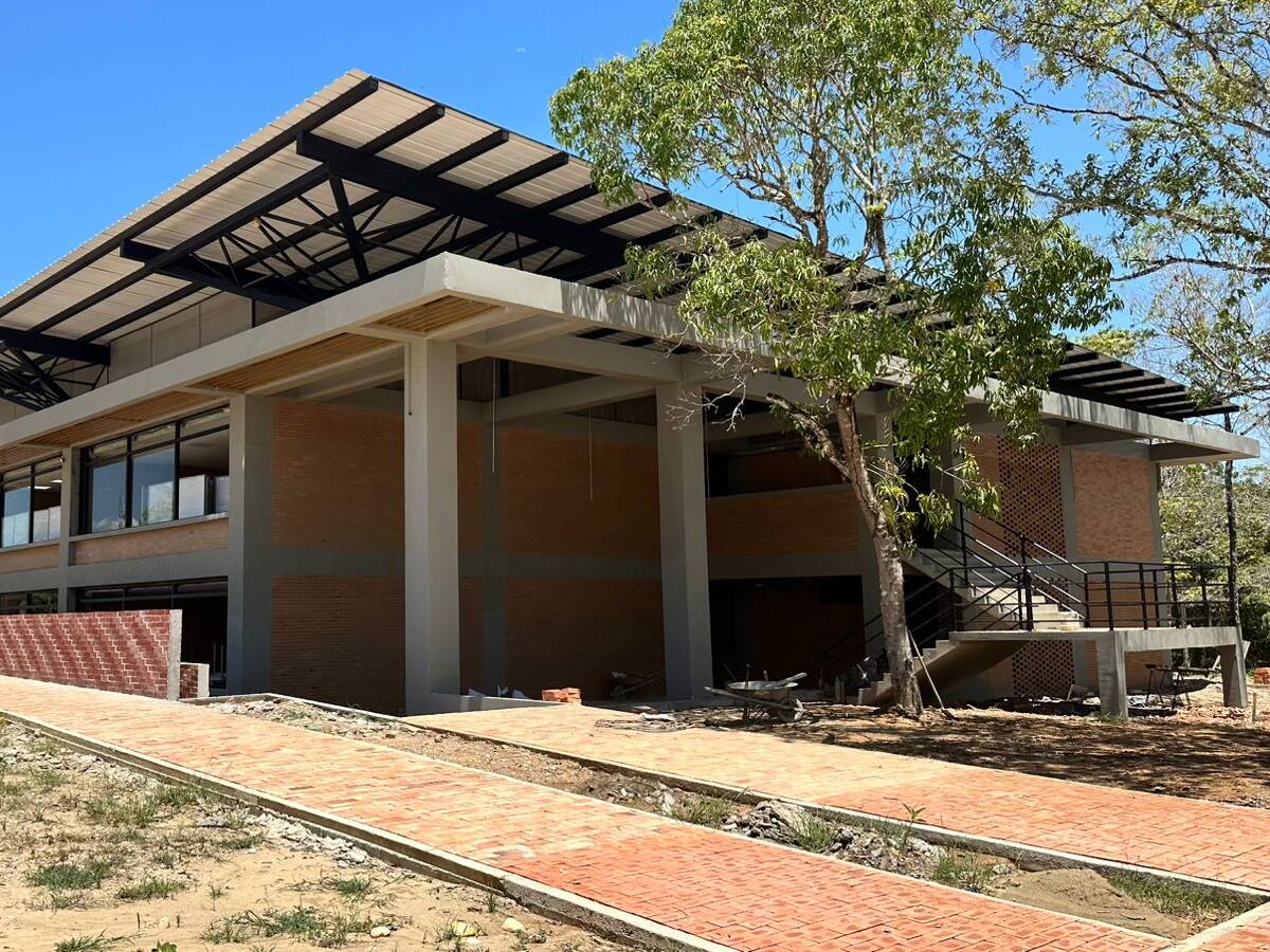 Shakira, a través de su Fundación Pies Descalzos, está a punto de entregar un nuevo colegio en Tibú