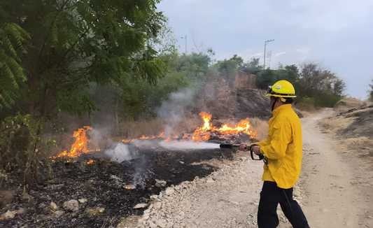 Se registra aproximadamente 578 hectáreas afectadas en Neiva. Foto Bomberos Huila.