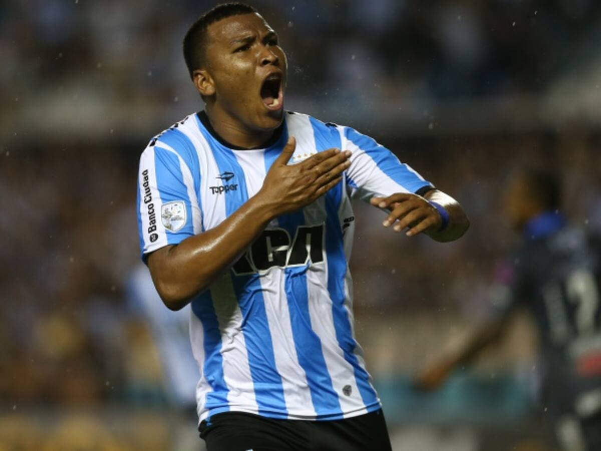 Colombianos buscan ser protagonistas en la jornada de clásicos del fútbol argentino