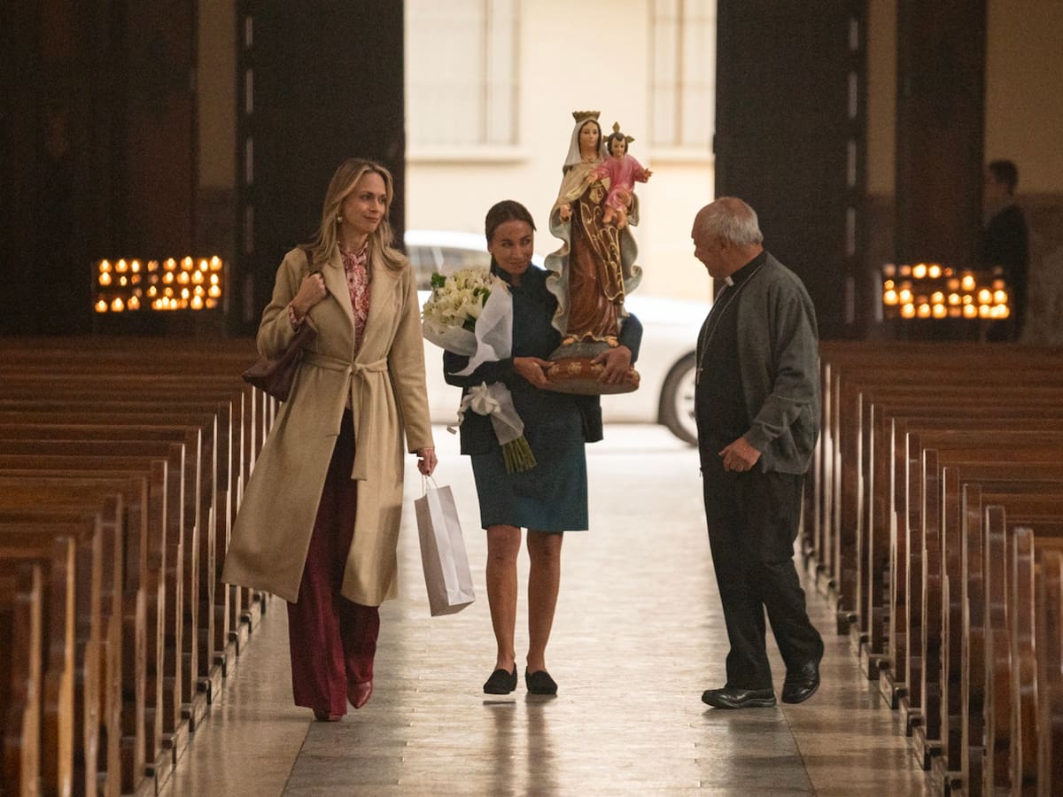 Misterio, intriga y un oscuro pasado de “La Sustituta”