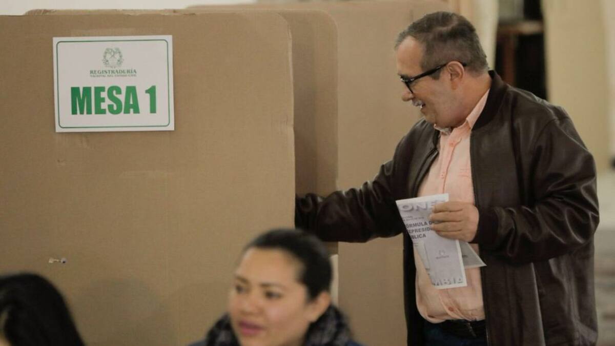 Registraduría confirma la restricción para votar de Rodrigo Londoño