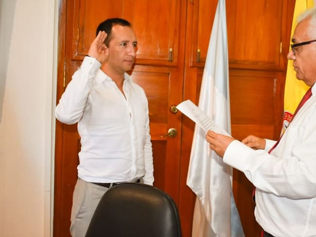Fabio Parra Beltrán se posesiona como gobernador ad hoc de Magdalena