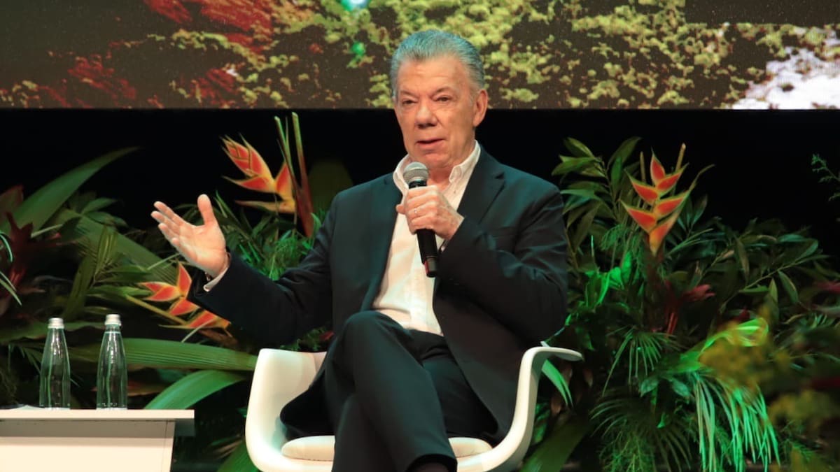 “Los invito a subirse a este barco y remar juntos”: Santos pide defender el acuerdo de paz